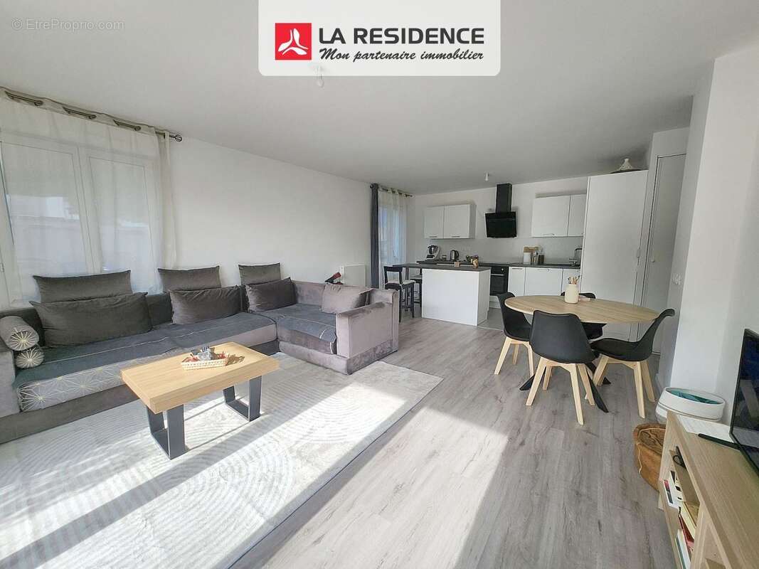 Appartement 68 m² à Franconville  - photo 2