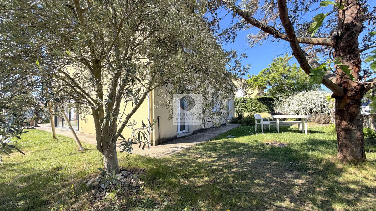 Maison à GUILHERAND-GRANGES