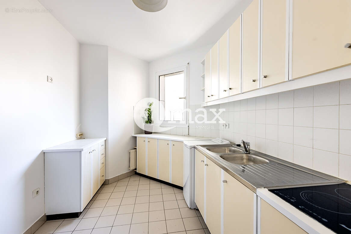 Appartement à LEVALLOIS-PERRET