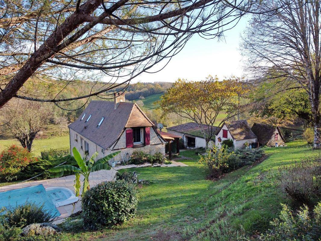 Maison à ROUFFIGNAC-SAINT-CERNIN-DE-REILHAC