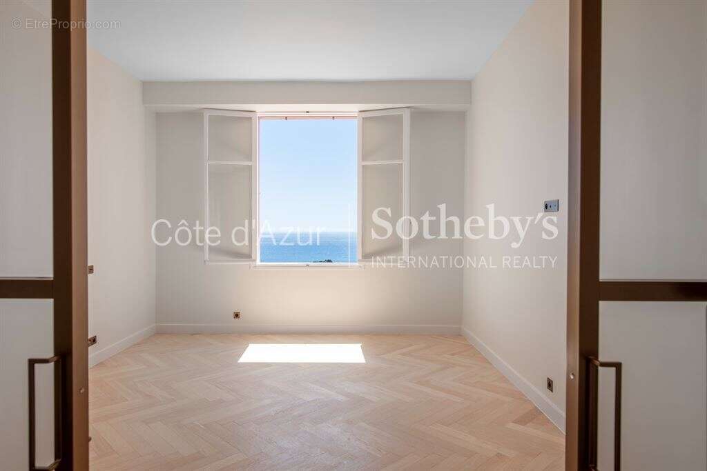 Appartement à BEAULIEU-SUR-MER