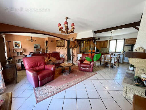 Maison à SAINT-MAURICE-L'EXIL