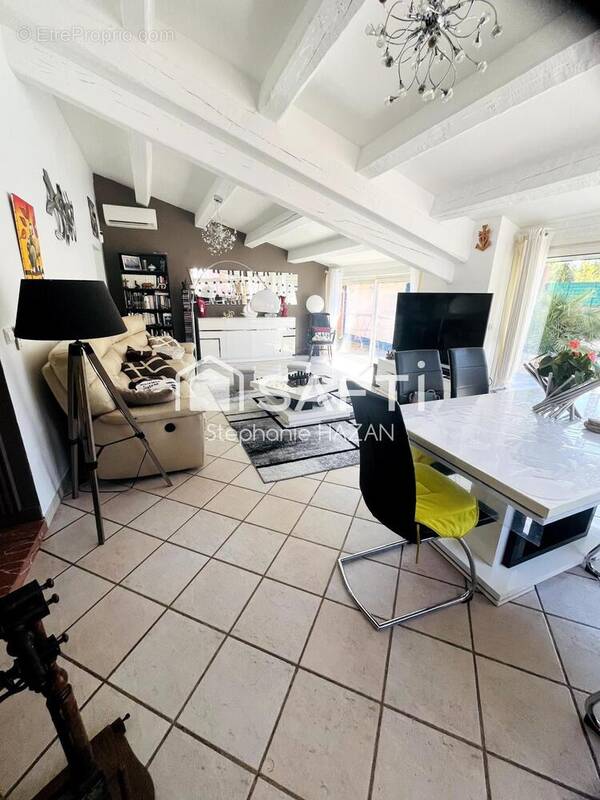 Photo 1 - Maison à LE MUY