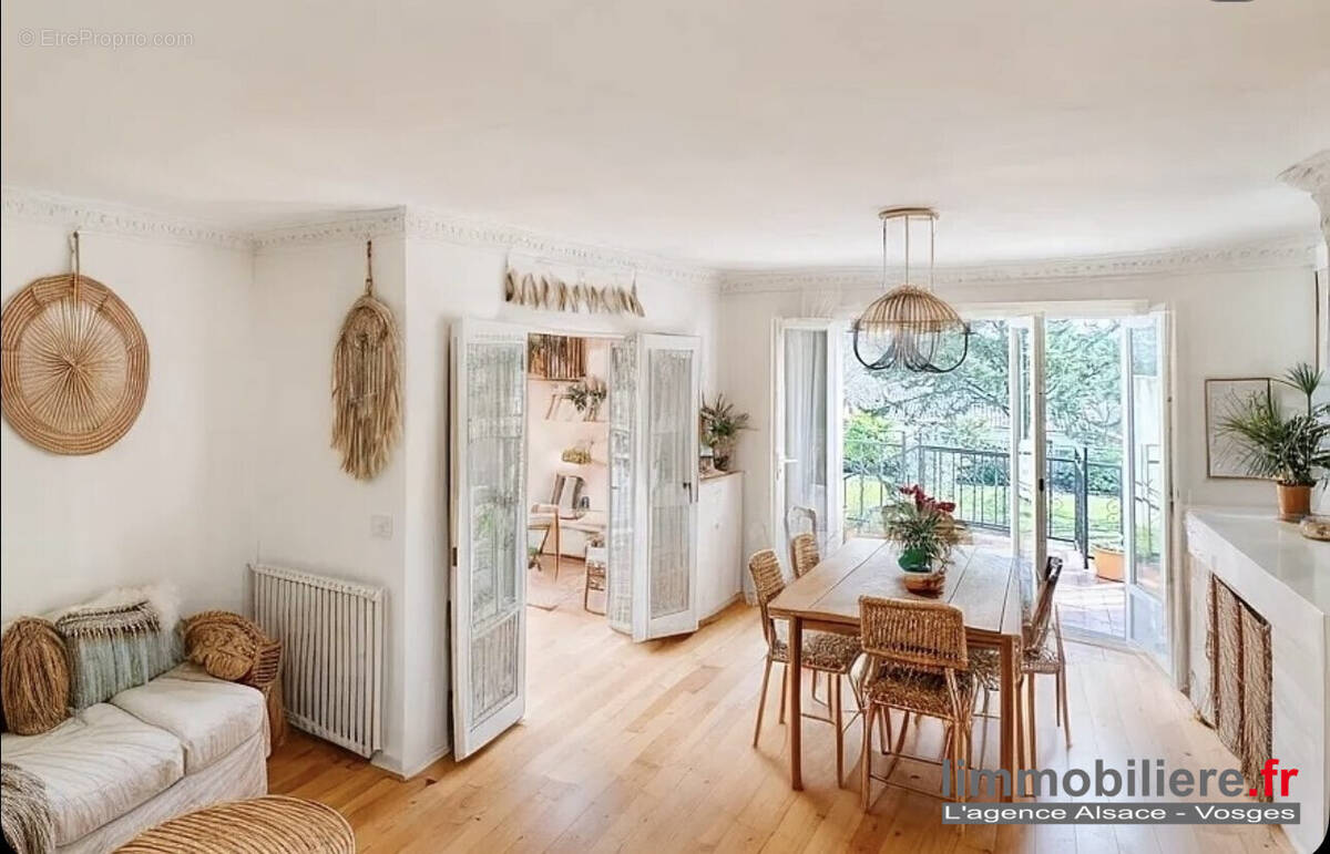 Maison à SAINT-LAURENT-LA-VERNEDE