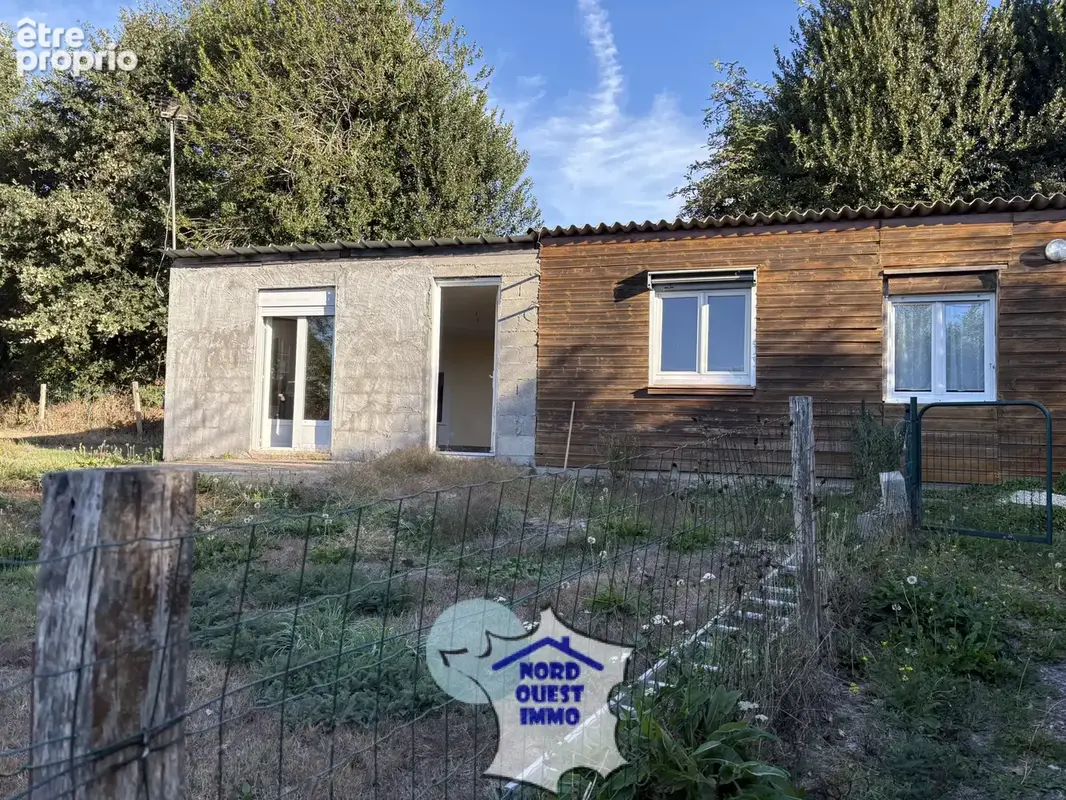 Maison à AMBRIERES-LES-VALLEES