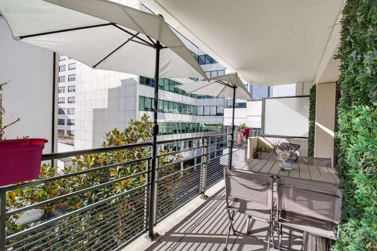 Appartement à LEVALLOIS-PERRET