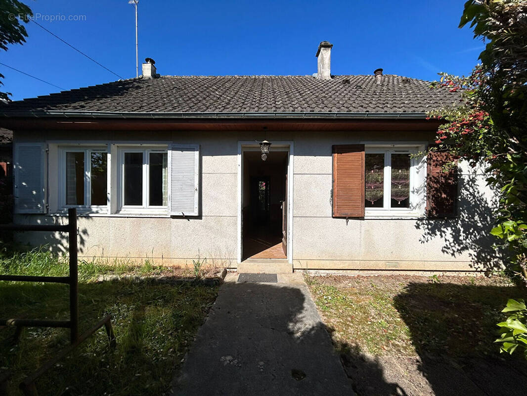 Maison à BOURRON-MARLOTTE