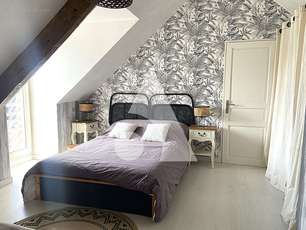 Maison à HENANBIHEN