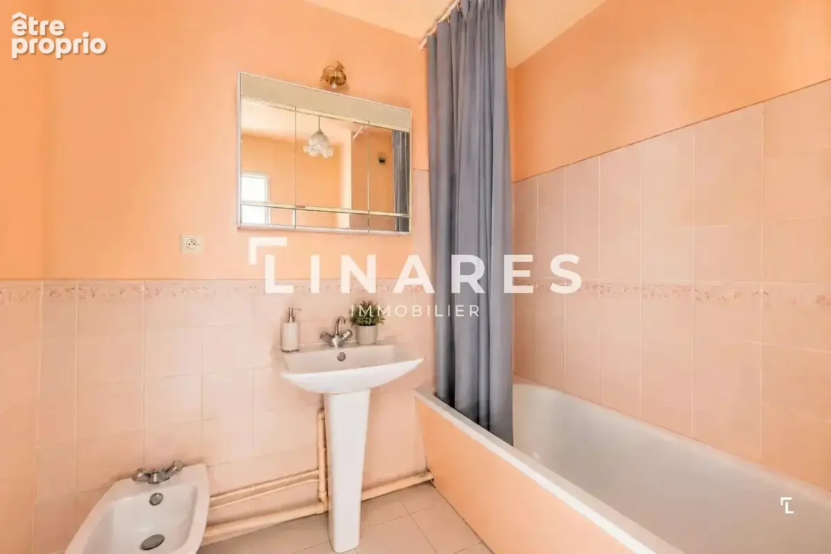 L'OPPORTUNITÉ - Appartement T3 de 65m² - Terrasse  - Box en sus - 13008 Marseille - photo 12