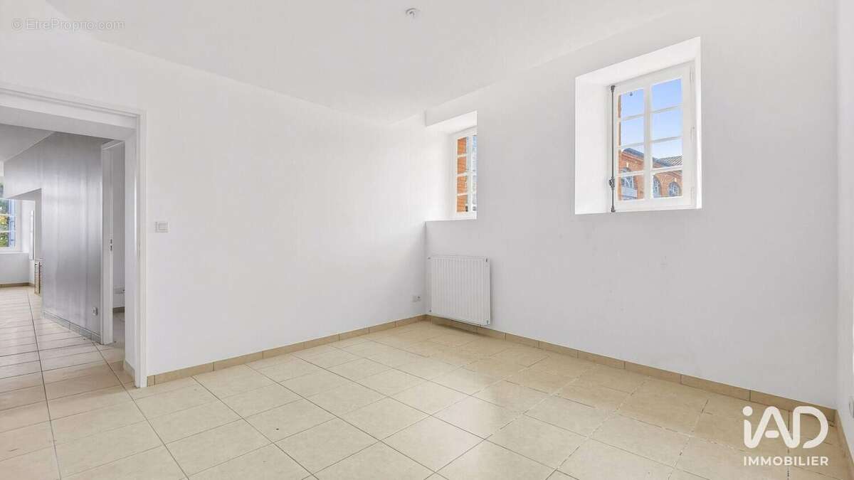 Photo 9 - Appartement à VILLENEUVE-LES-BOULOC