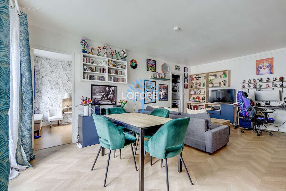 Appartement à PARIS-12E