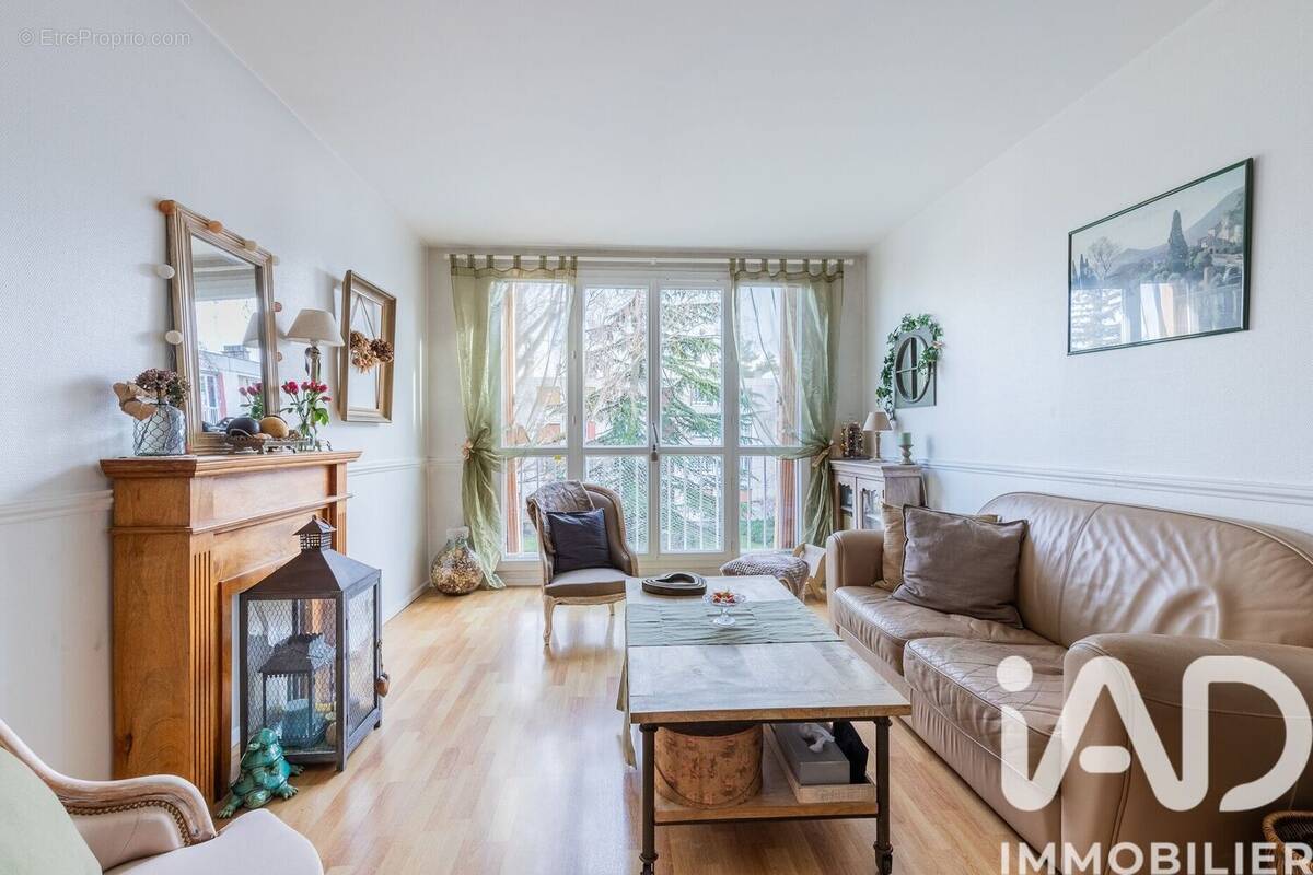 Photo 1 - Appartement à CHILLY-MAZARIN