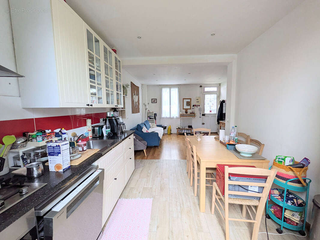 Maison à VILLEMOMBLE