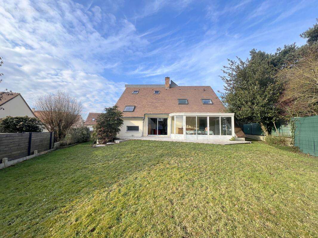 Maison à COULAINES