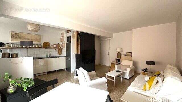 Photo 2 - Appartement à VALLAURIS
