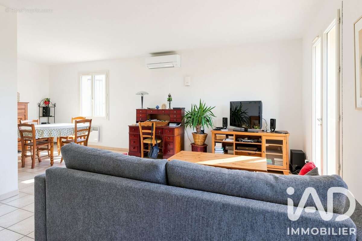 Maison 91 m² à Villelaure  - photo 6