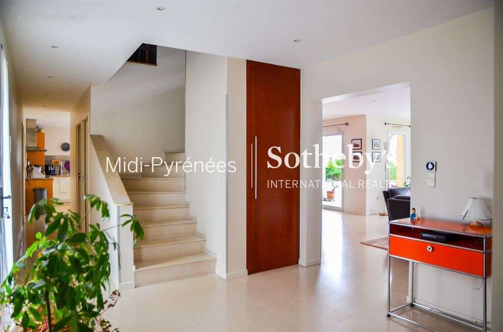 Maison à CLERMONT-LE-FORT