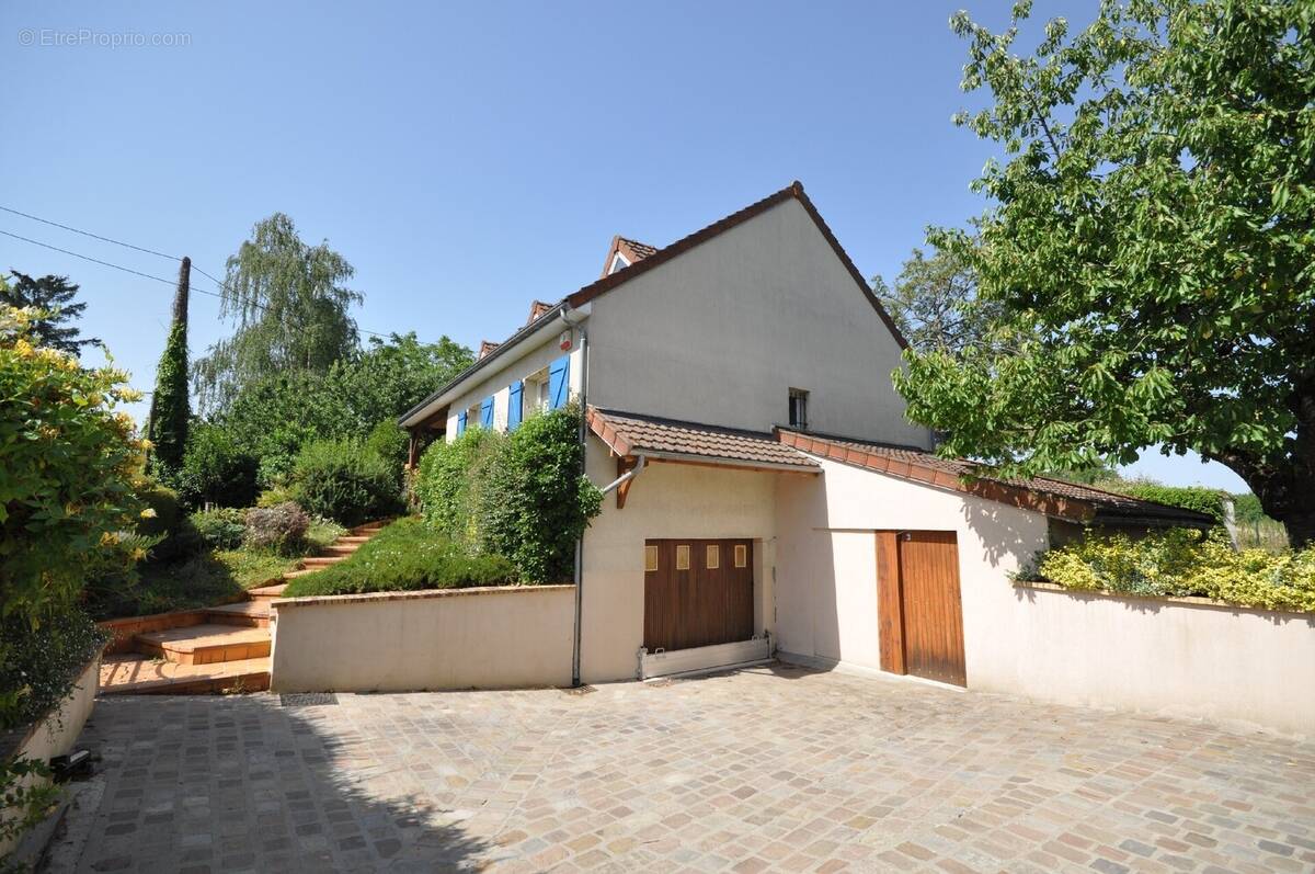 Maison à BOISSY-SOUS-SAINT-YON