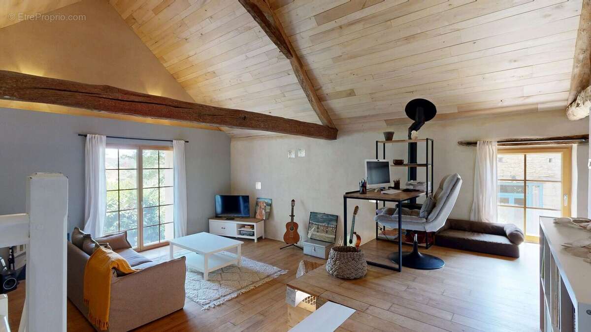 Petithameaude4maisons07232026111951