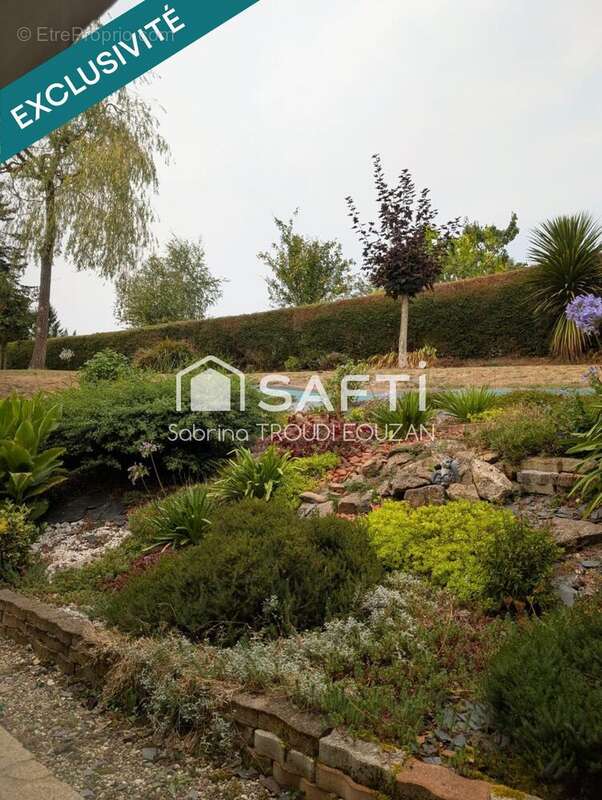 Photo 2 - Maison à SAINT-CARREUC