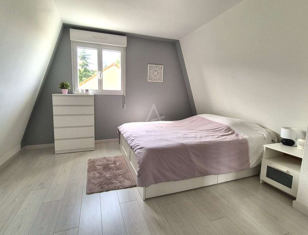Maison à BAZOUGES-SUR-LE-LOIR