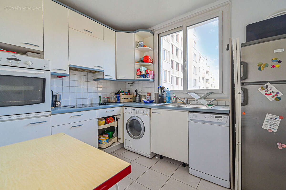 Appartement à PARIS-19E