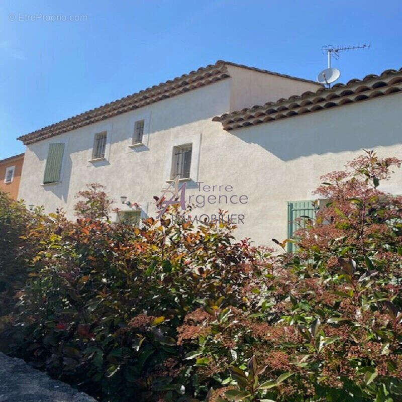 Maison à SERNHAC