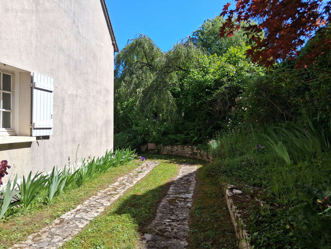 Maison de village milieu XIXè - Grand grenier aménageable - photo 16
