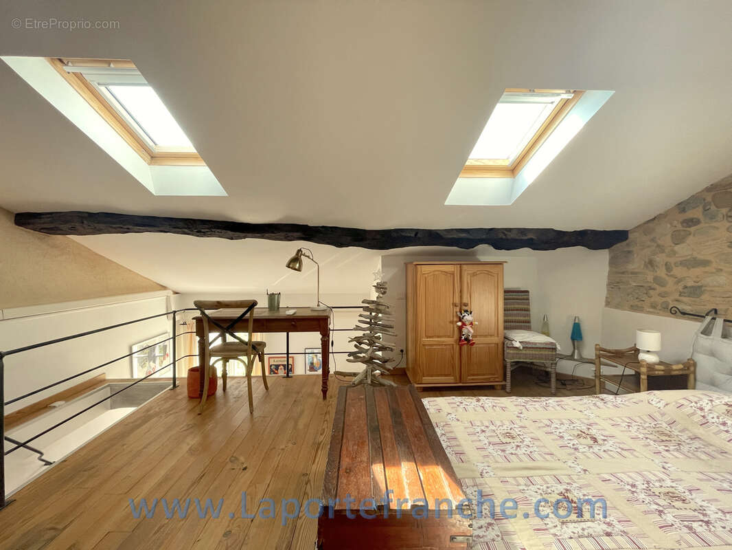 Maison à CAGNES-SUR-MER