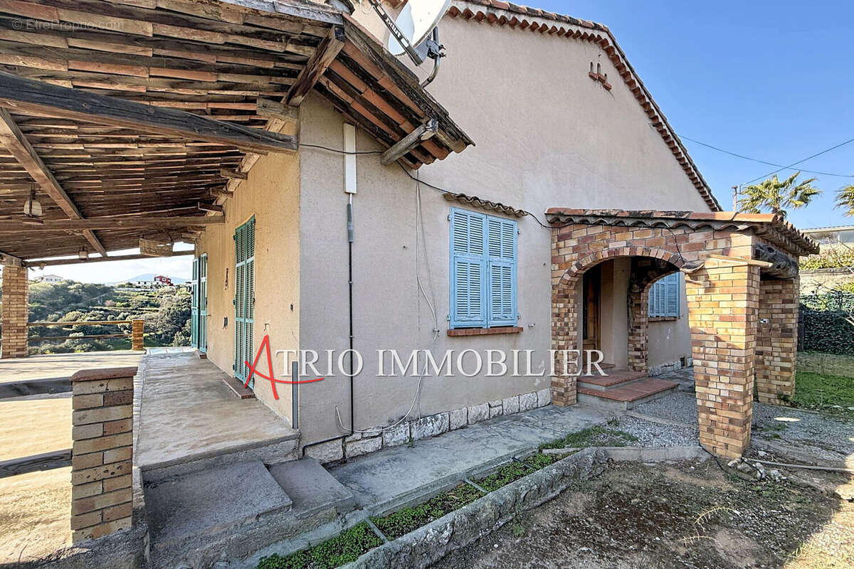 Maison à CAGNES-SUR-MER