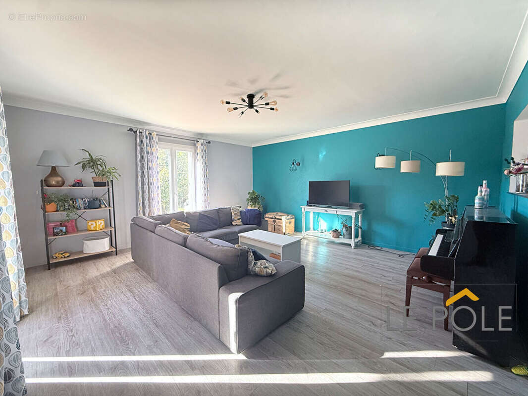 Maison à PIERRELATTE