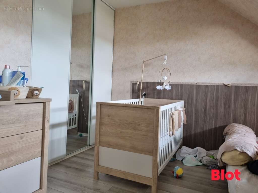 Appartement à MORDELLES