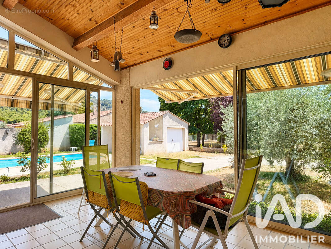 Maison 104 m² à Oraison  - photo 5