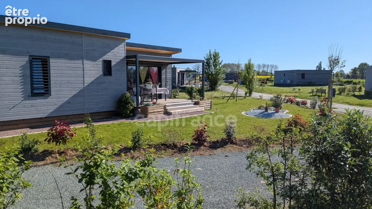 Vente à terme libre - Maison/Chalet - 3 pièces SAINT ROMAIN DE BENET (17) - Terrain de 333m² - photo 2