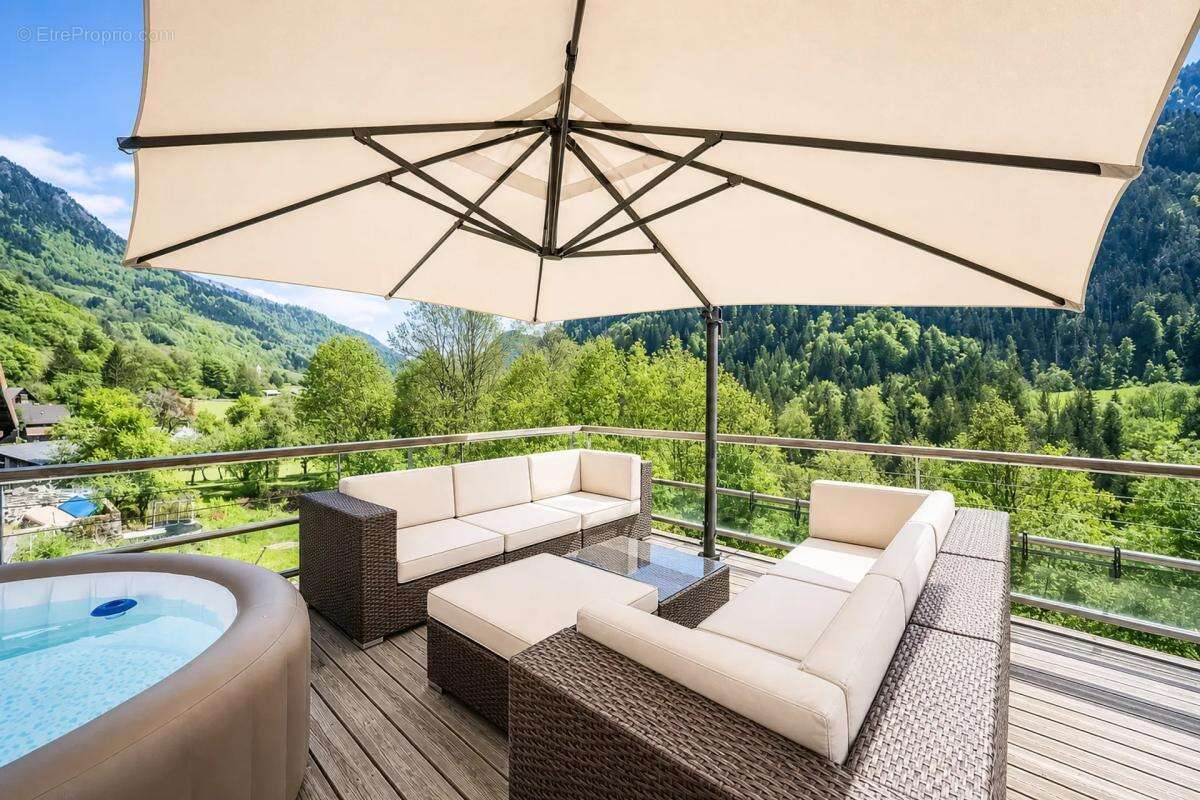 Maison de 6 pièces de 193 m² à Saint-Jean-d’Aulps - photo 9