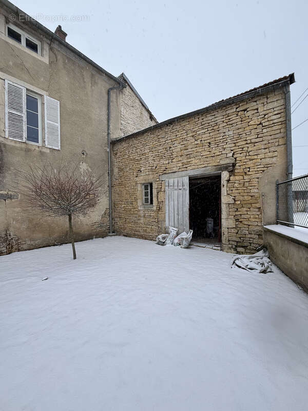 Maison à BELAN-SUR-OURCE