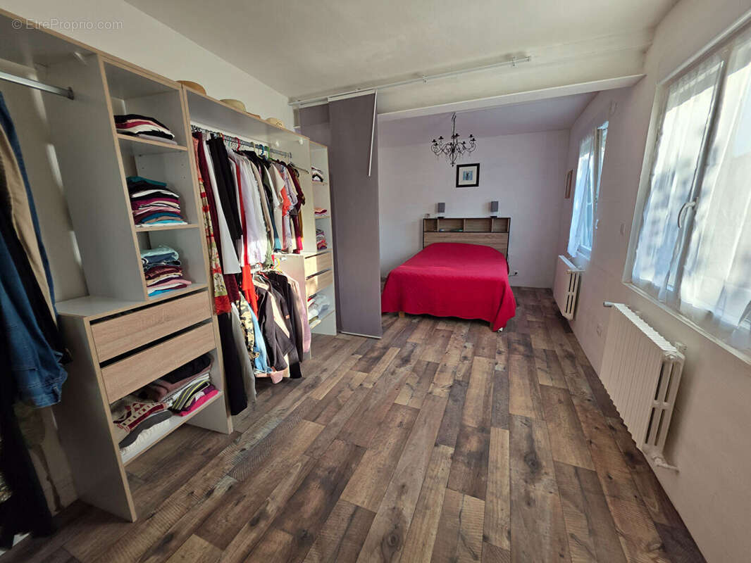 Maison à SAINT-PIERRE-DE-MAILLE