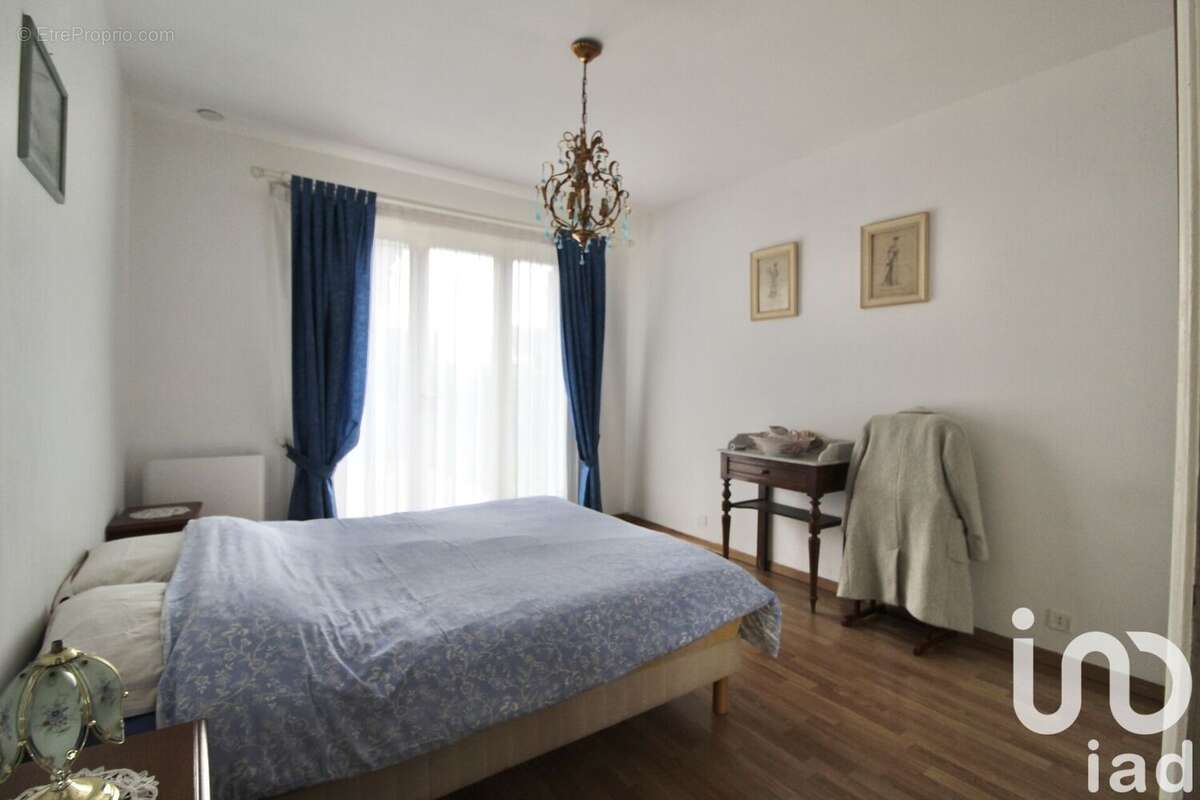 Photo 5 - Maison à VILLENEUVE-SUR-YONNE