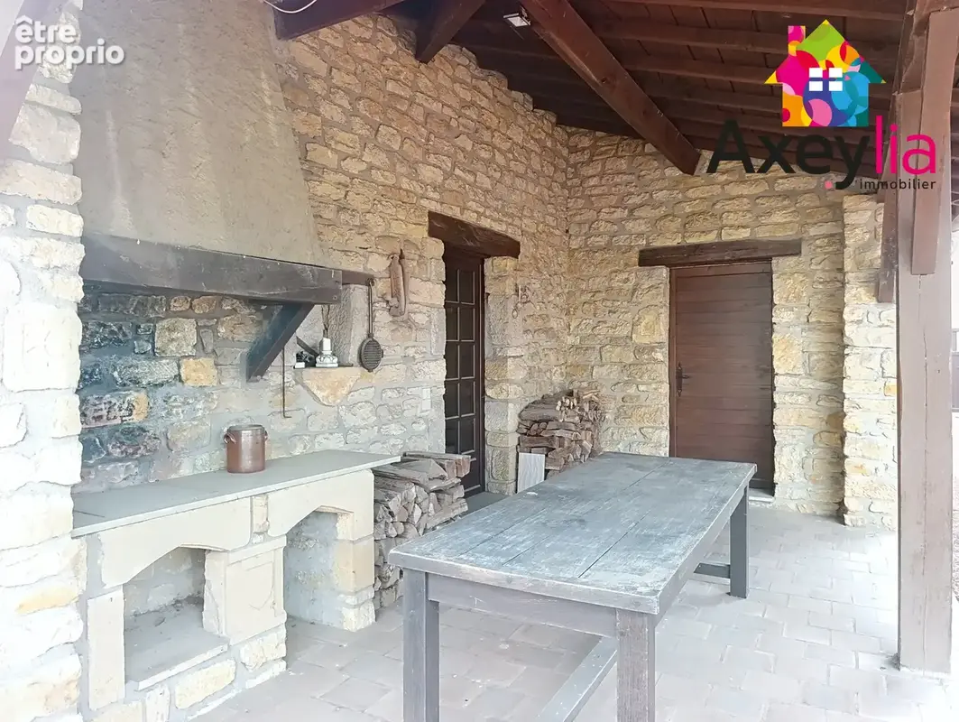 A vendre- pouilly-sous-charlieu- maison 3 chambres sur terrain avec depot - photo 8