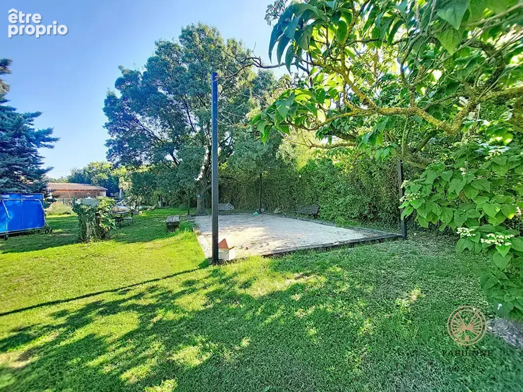 MAS 7 pièce(s) 144m2 habitable + 120m2 à finir d'aménager en RDC Jardin 3761m2 Piscine Hangar - photo 3