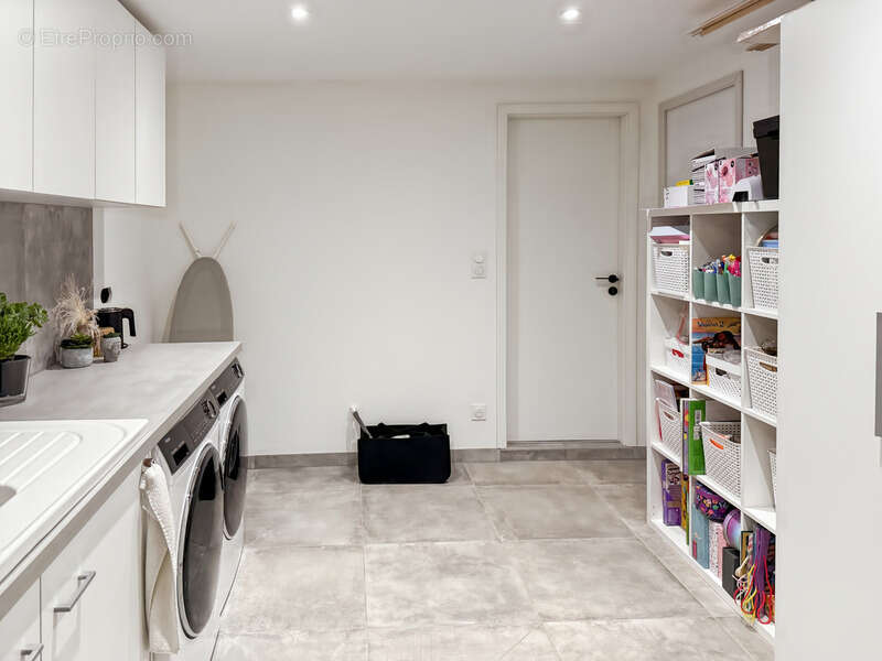 Maison à CONTAMINE-SUR-ARVE