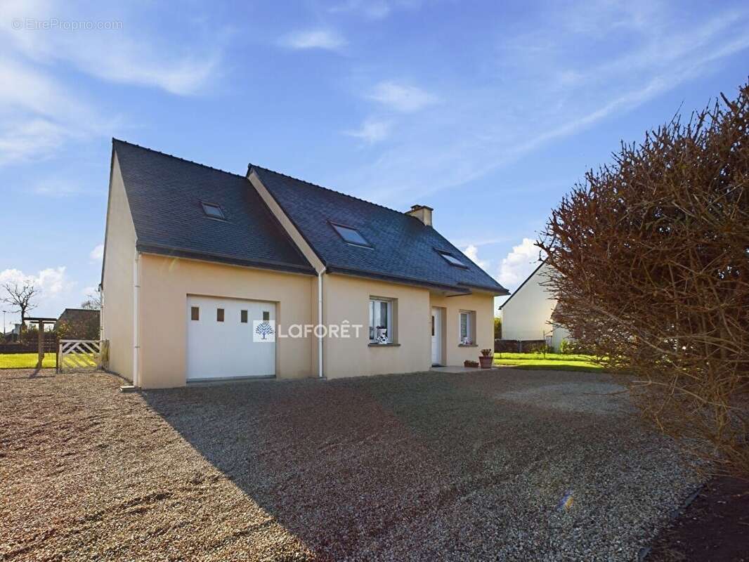 Maison à POULDERGAT