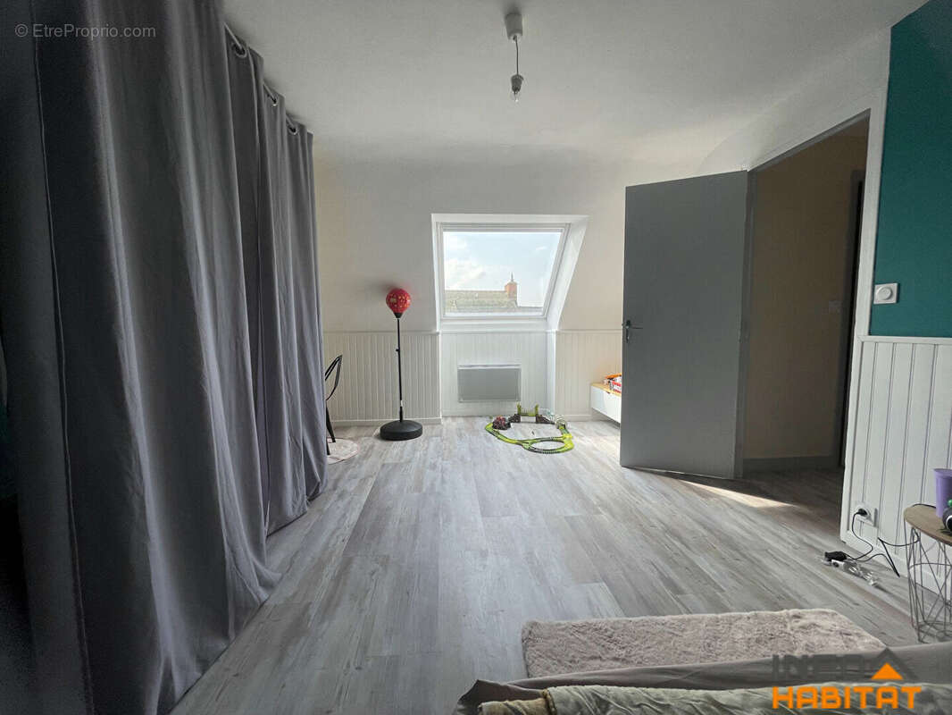 Appartement à PLEUGUENEUC