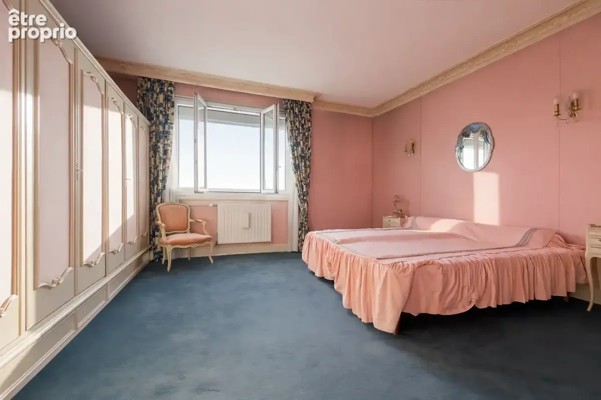 Lyon 7e - Jean Macé - Avenue Berthelot - Appartement de caractère en étage élevé avec balcon - photo 10