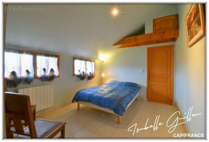 Maison à MONTIPOURET