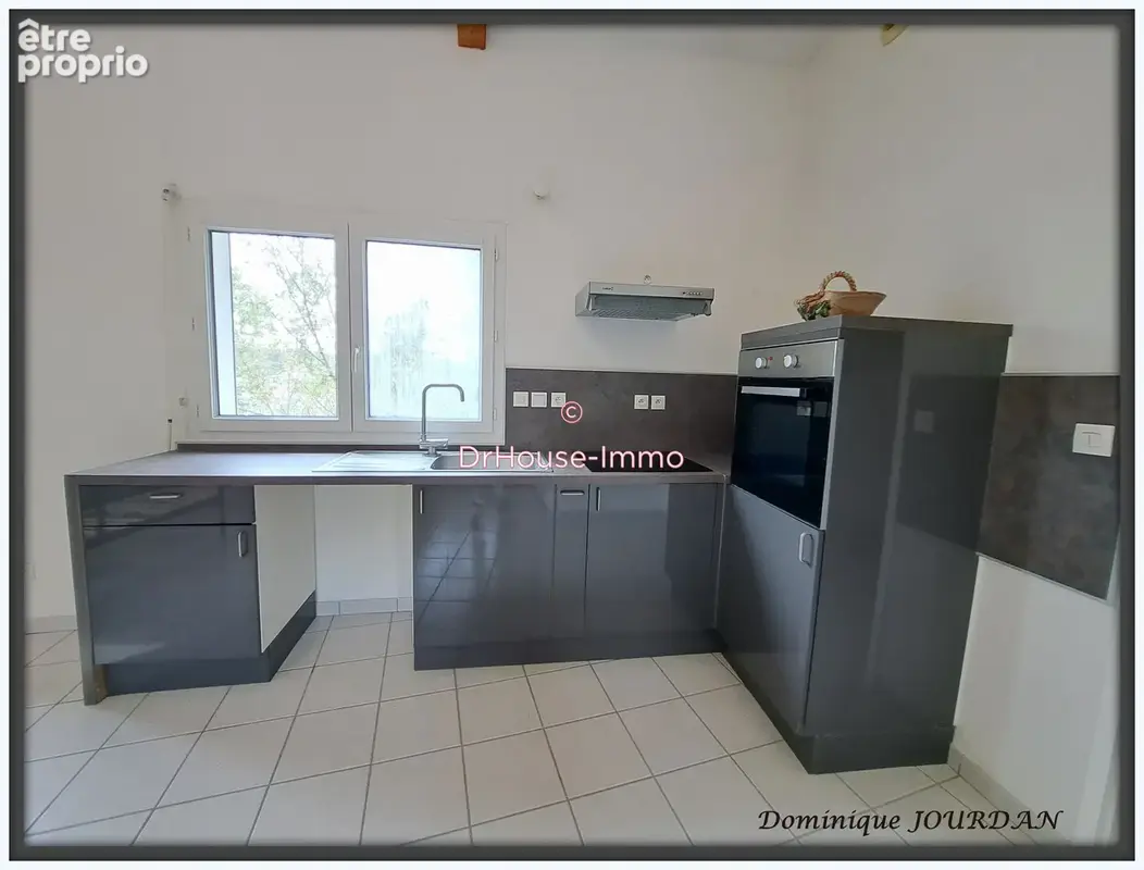 Appartement 63 m² à Saint-Donat-Sur-L'herbasse  - photo 4
