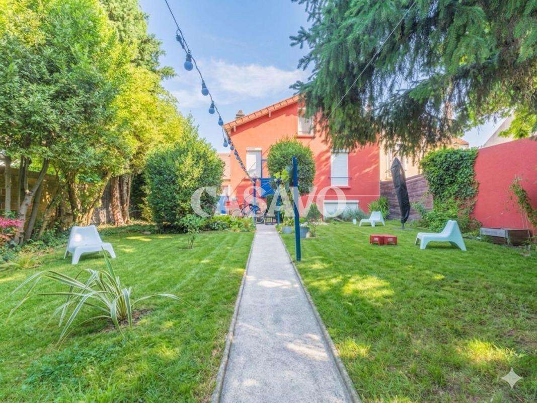 Maison à VITRY-SUR-SEINE