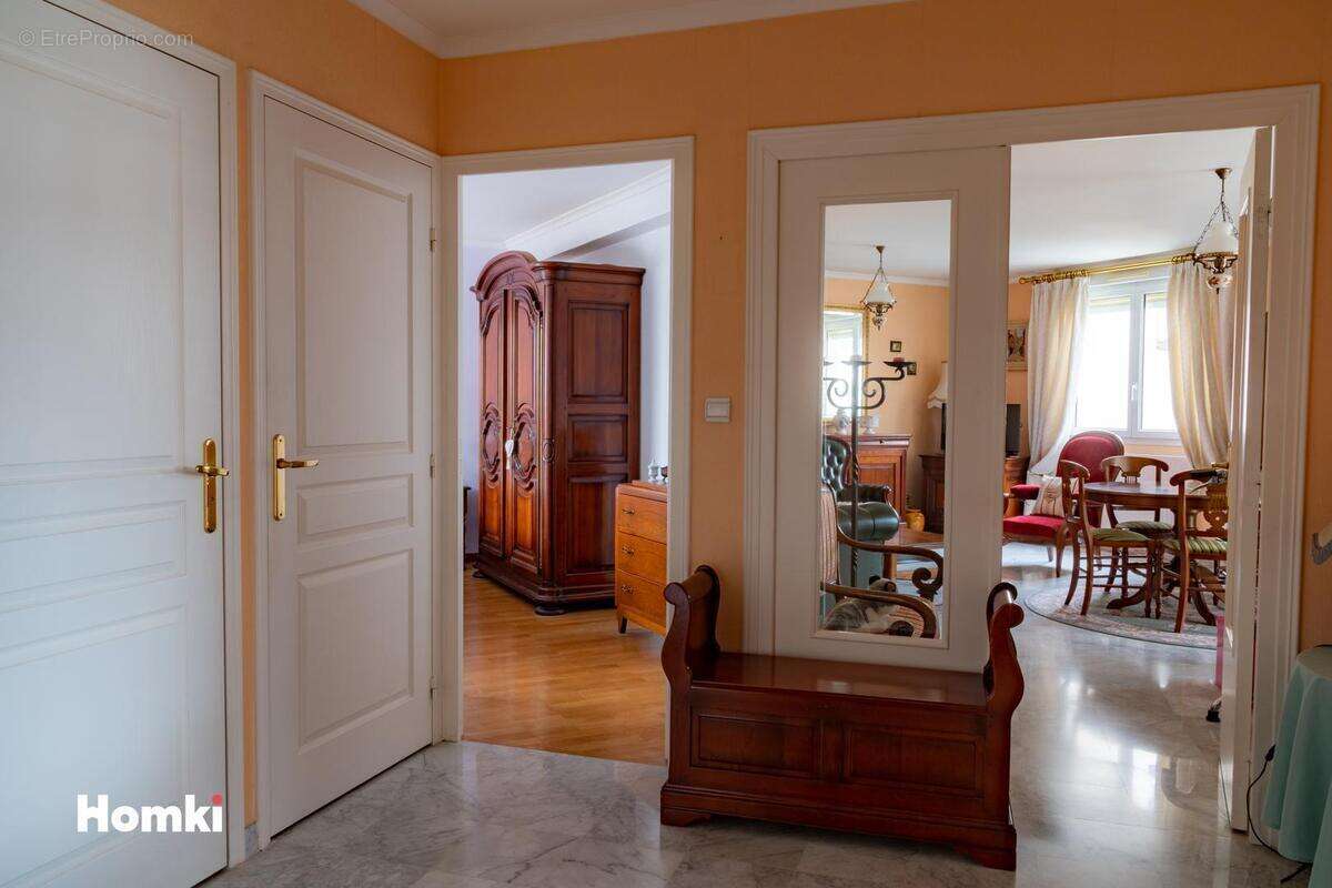 Appartement à SAINT-ETIENNE