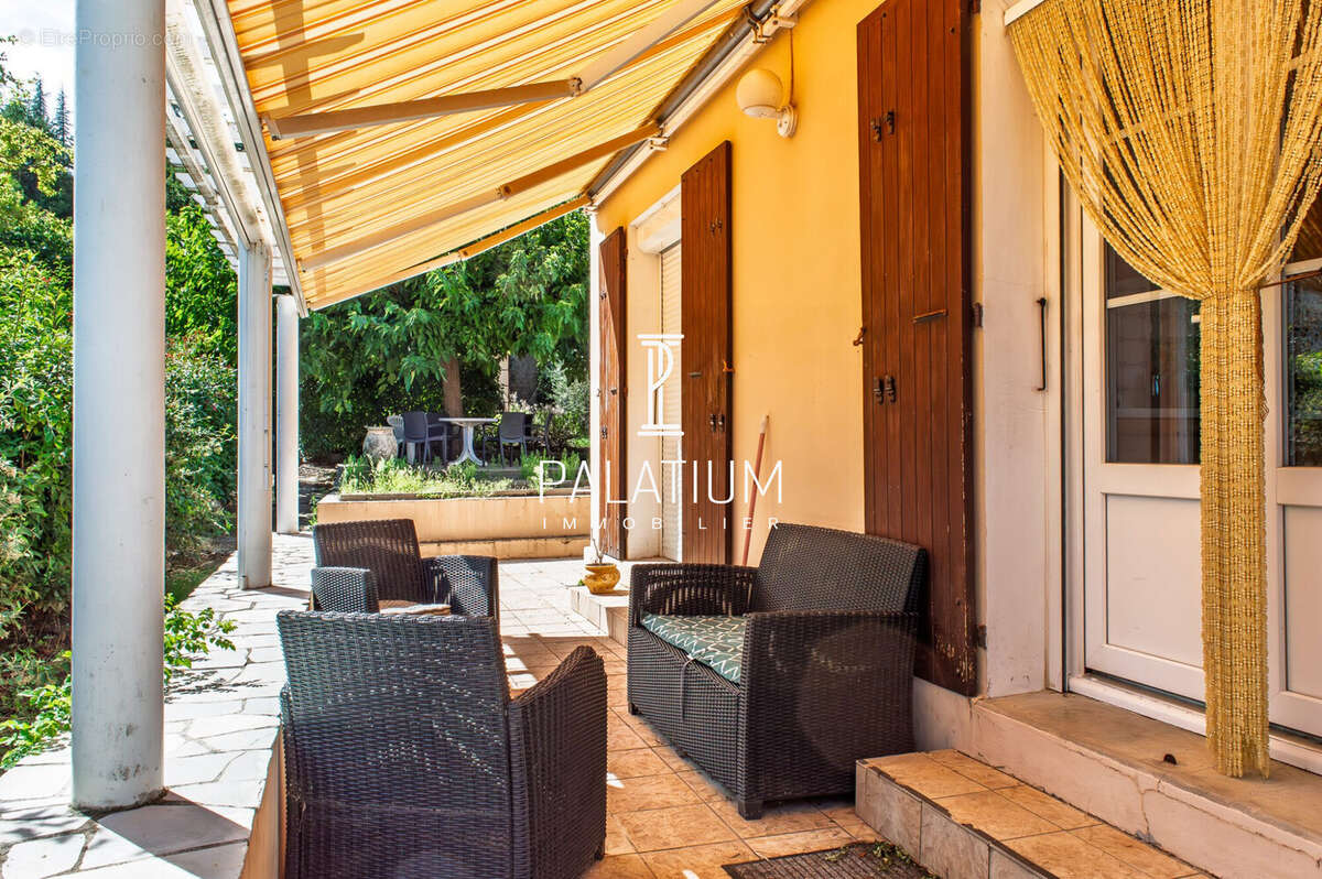 Maison à CHATEAU-ARNOUX-SAINT-AUBAN