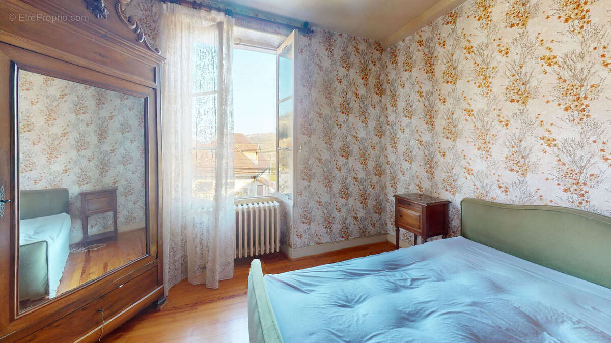 Maison à SAINT-MARTIN-D'URIAGE